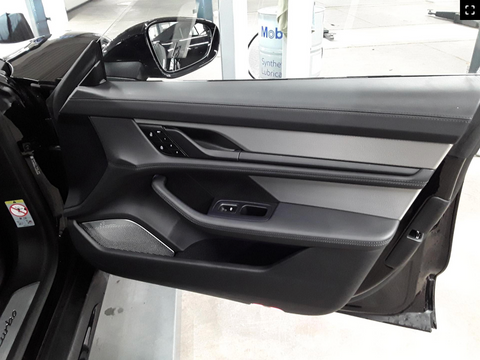 Porsche Taycan Turbo Sport Turismo in Jet Black Metallic MY2023