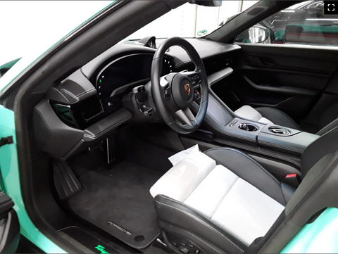 Porsche Taycan GTS Sport Turismo in PTS Mintgreen MY2023