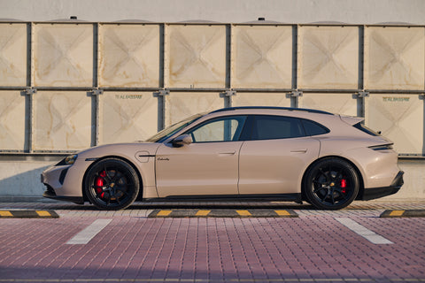 Porsche Taycan GTS Sport Turismo in Coffee Beige Metallic MY2023