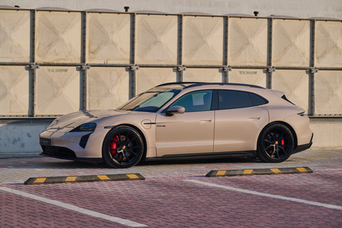 Porsche Taycan GTS Sport Turismo in Coffee Beige Metallic MY2023