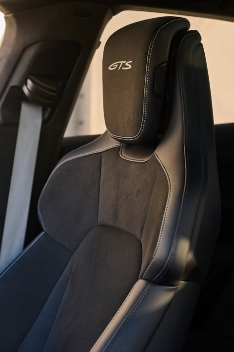 Porsche Taycan GTS Sport Turismo in Coffee Beige Metallic MY2023