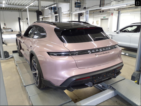Porsche Taycan Turbo S Cross Turismo in Frozen Berry Metallic MY2022
