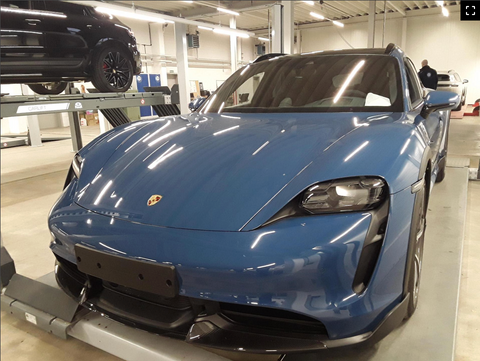 Porsche Taycan Turbo S Cross Turismo in Neptune Blue MY2022