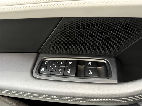 Porsche Taycan Sport Limousine in Cherry Metallic MY2022