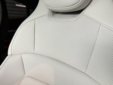 Porsche Taycan Sport Limousine in Cherry Metallic MY2022