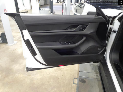 Porsche Taycan GTS Sport Turismo in white MY2023