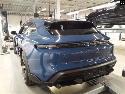 Porsche Taycan Turbo S Cross Turismo in Neptune Blue MY2022