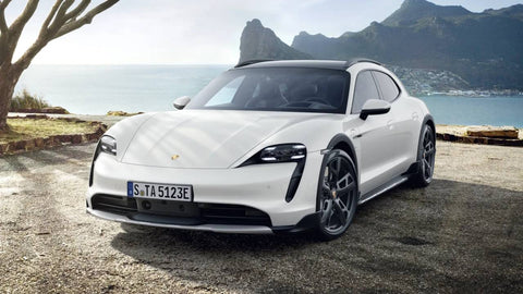 Taycan 4S Cross Turismo in Carrarawhitemetallic MY2022