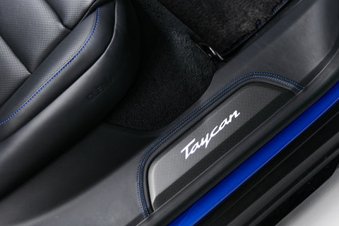 Porsche Taycan Turbo S Cross Turismo in PTS Voodoo Blue MY2022