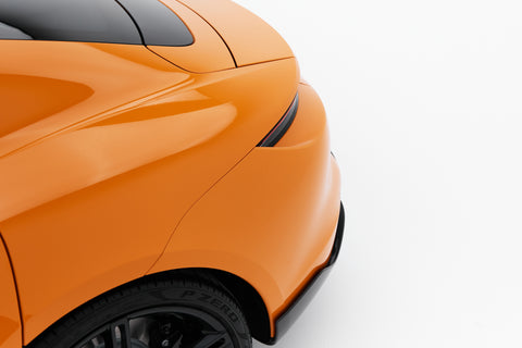 Porsche Taycan Turbo Sport Limousine in PTS Pastelorange MY2023