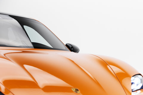 Porsche Taycan Turbo Sport Limousine in PTS Pastelorange MY2023