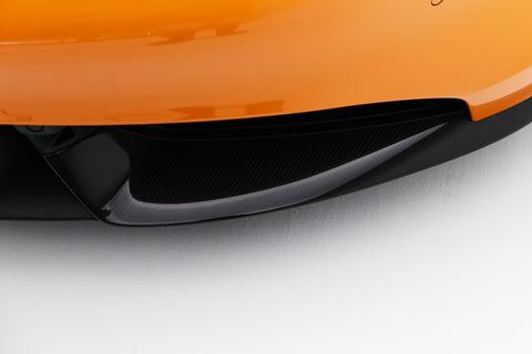 Porsche Taycan Turbo Sport Limousine in PTS Pastelorange MY2023