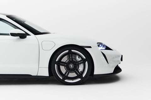 Porsche Taycan Sport Limousine in Mission-E Design MY 2023