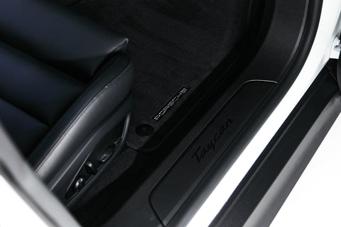 Porsche Taycan Sport Limousine in Mission-E Design MY 2023